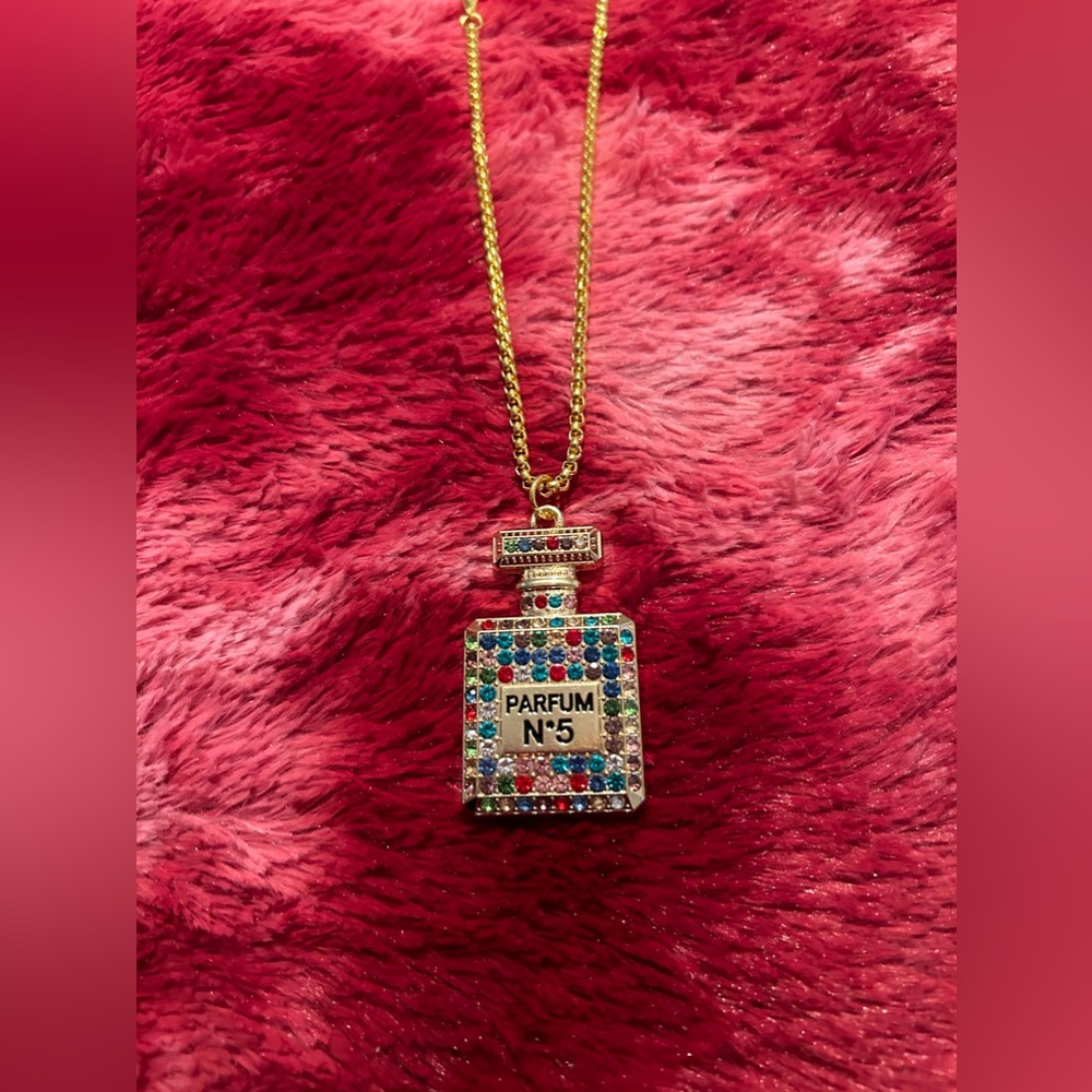 Brand new multi color bling necklace